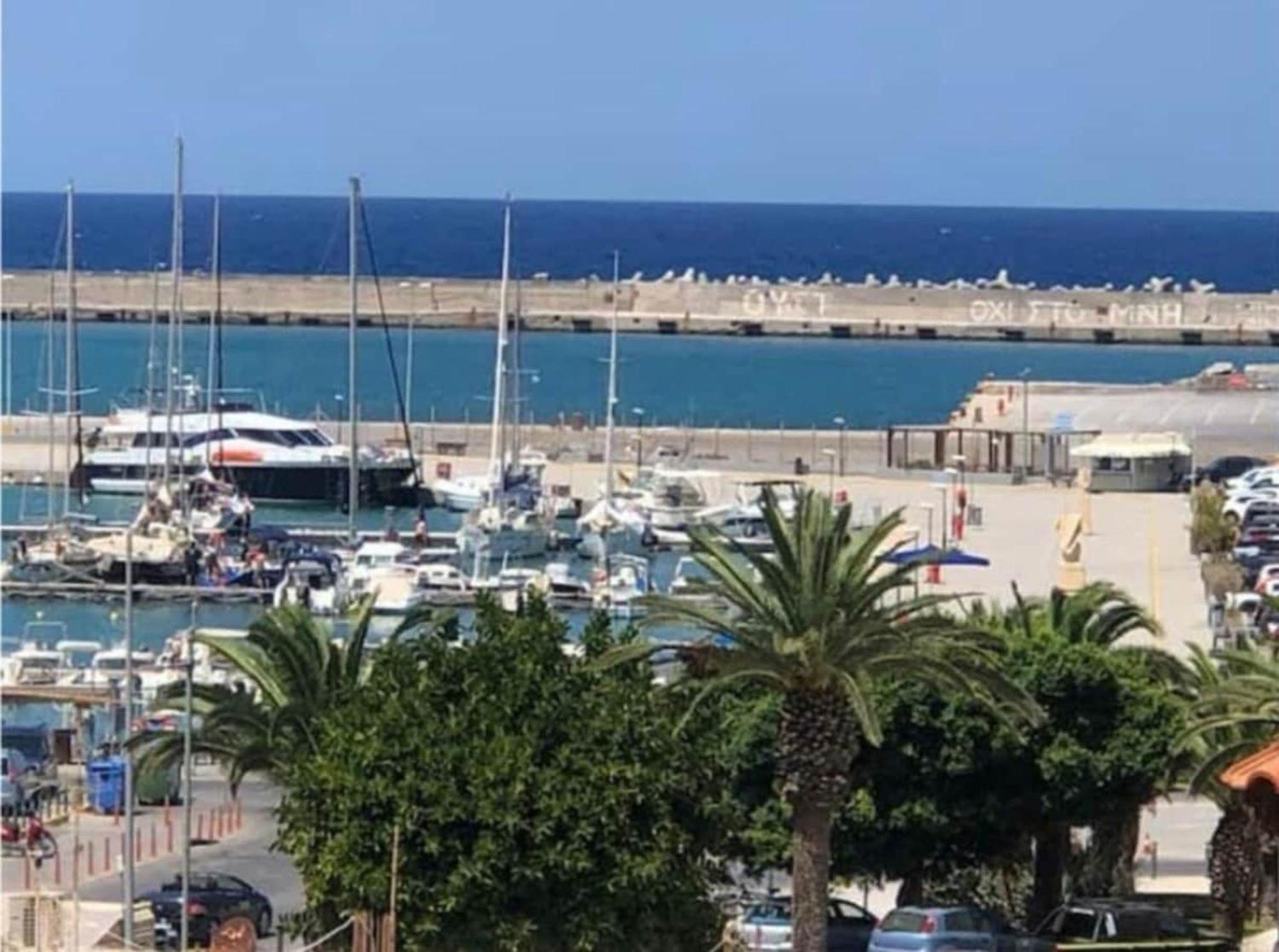 Kate Apartment, Across The Marina Rethymno  ภายนอก รูปภาพ
